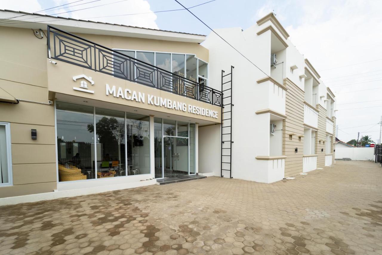 Hotel Reddoorz Near Griya Agung Palembang Talang Kelapa Esterno foto